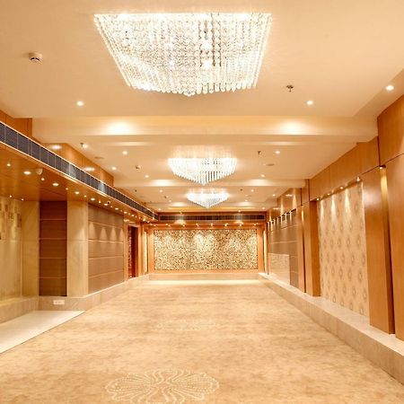 Kyriad Hotel Jaipur By Othpl Екстер'єр фото