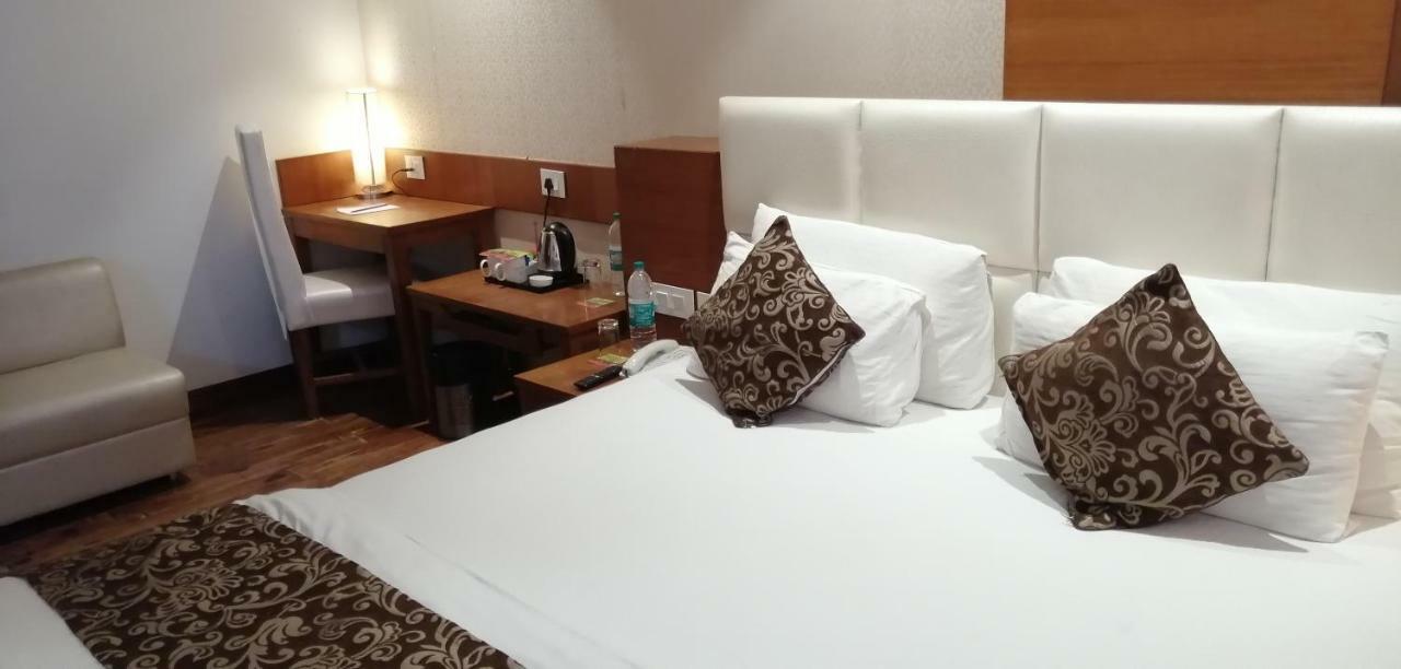 Kyriad Hotel Jaipur By Othpl Екстер'єр фото