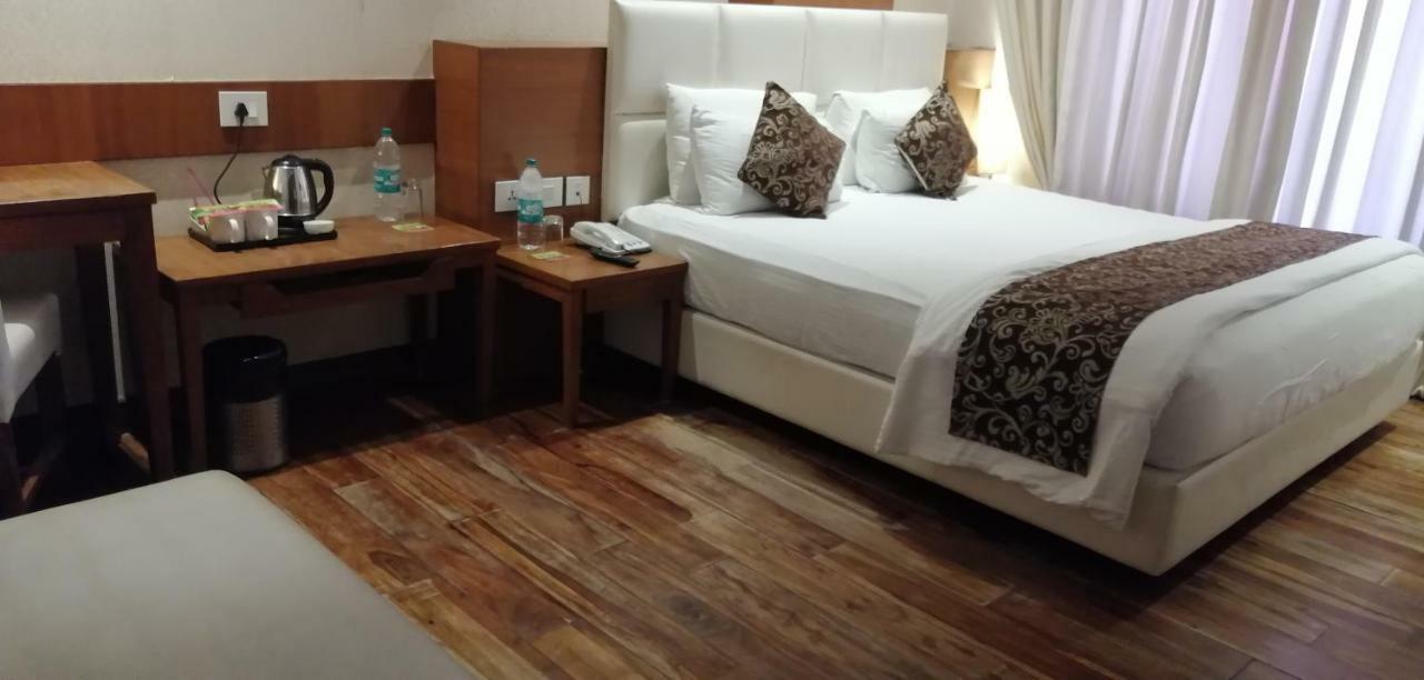 Kyriad Hotel Jaipur By Othpl Екстер'єр фото